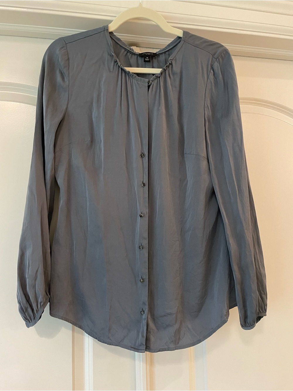 Ann Taylor Women's Silk Gray Button-Front Blouse